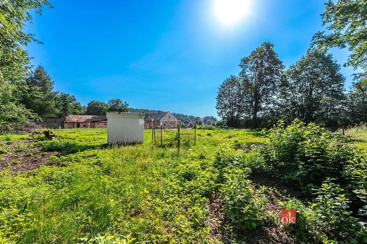 Prodej pozemku 1256 m²
